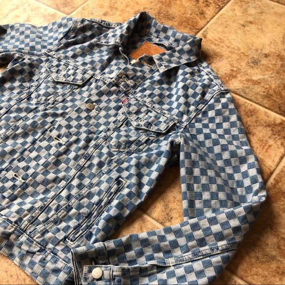 Levi’s Checkered Denim Jacket - Picture 2 of 4